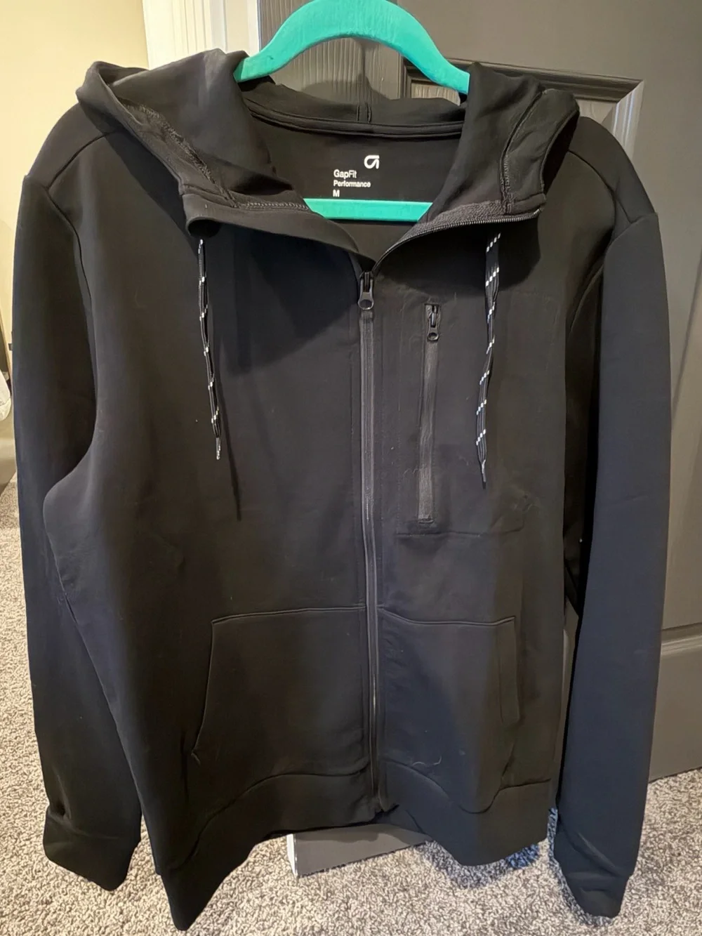 GapFit Performance Men’s Black Full Zip Athletic Hoodie Jacket Medium NWOT